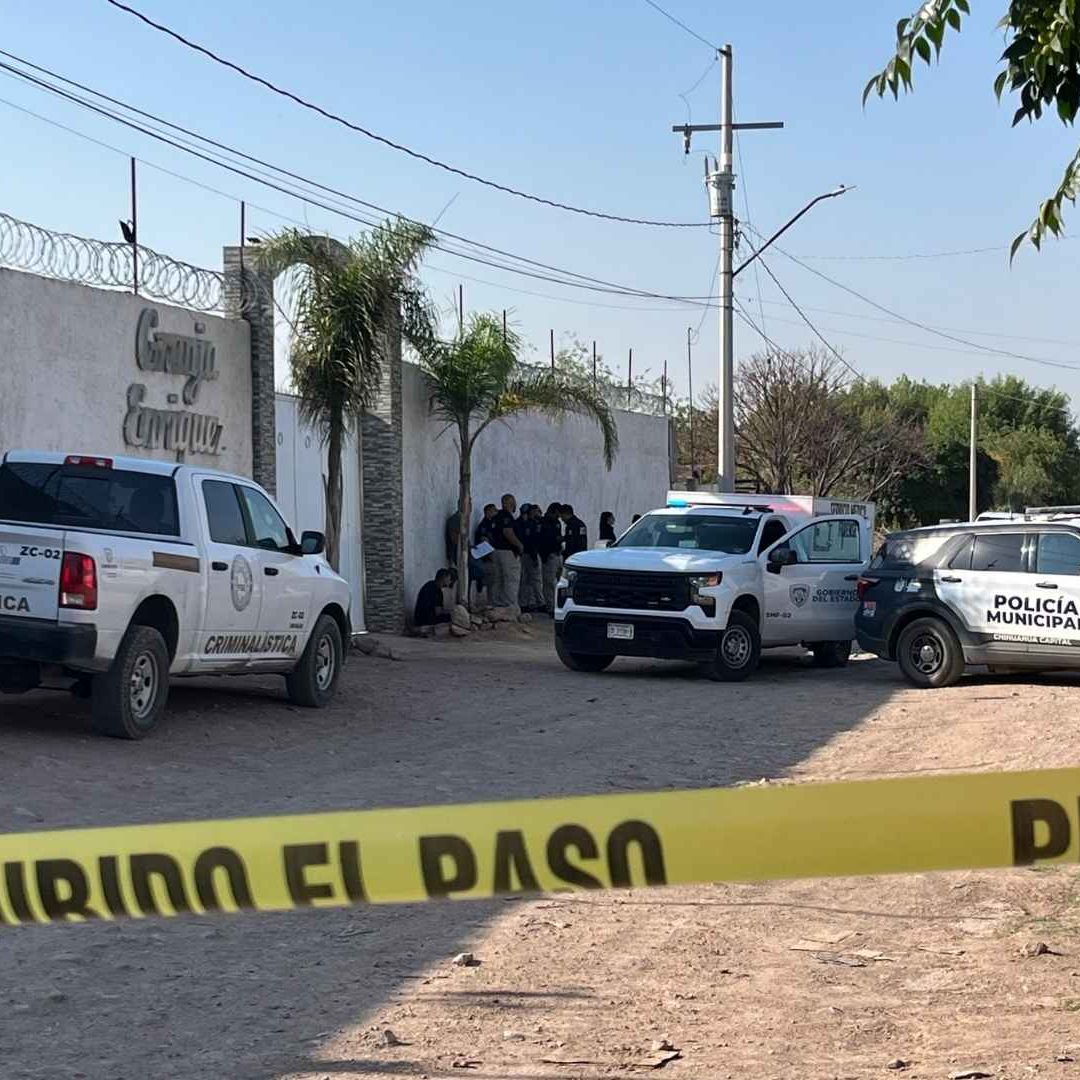Localizan a dos hombres asesinados a balazos